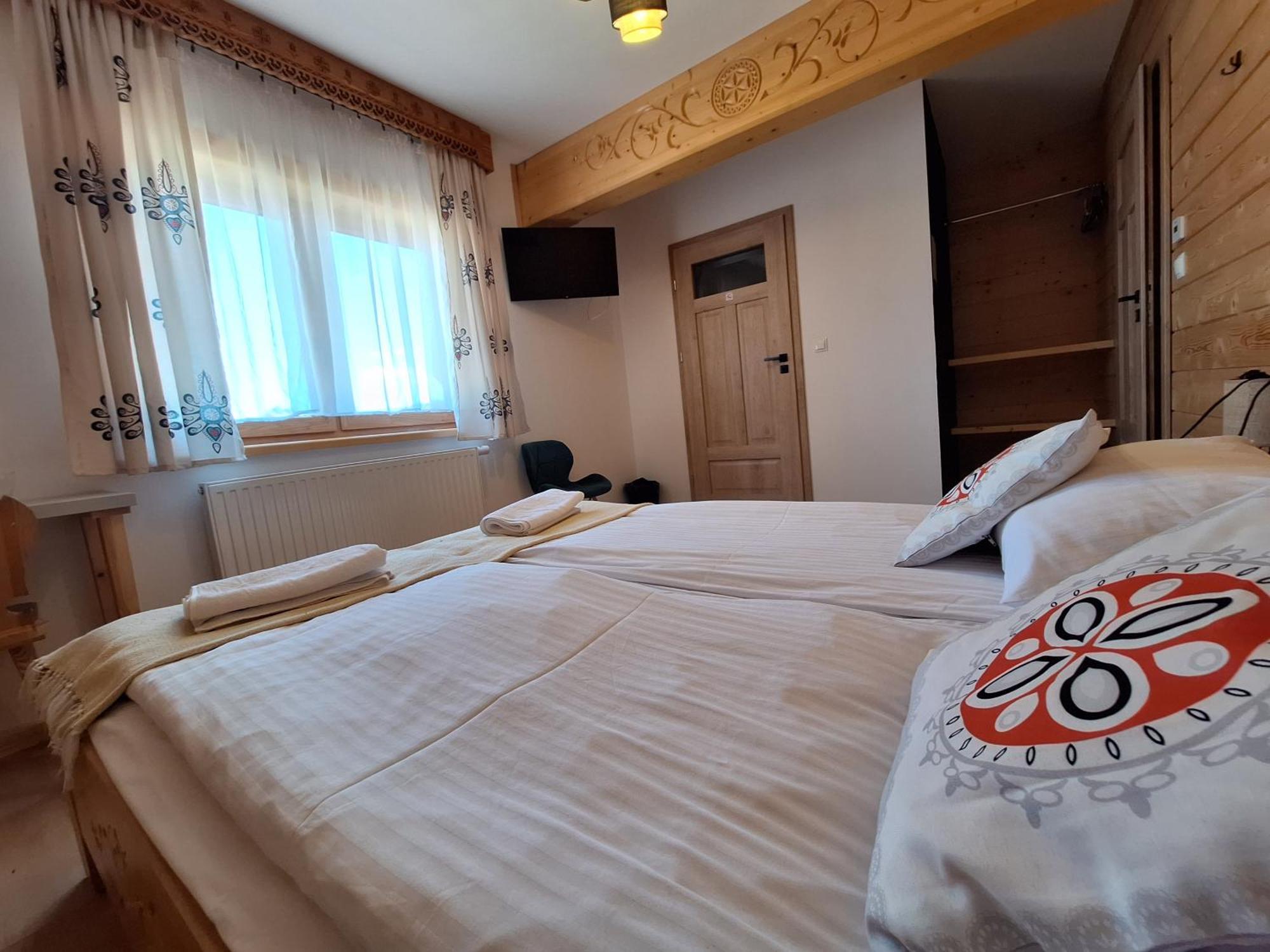 Pokoje Goscinne Wierzbowka Przy Termach Witów Buitenkant foto